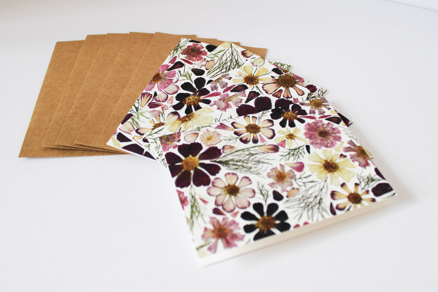 "I'M A COSMO GIRL IN MY COSMO WORLD" ASSORTED NOTE CARD SET OF 5